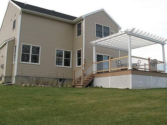 2nd image of 44 Sterling Heights Dr