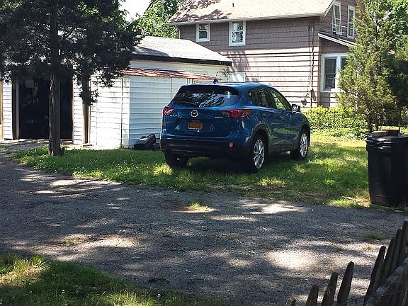 2nd image of 3 Arlington St