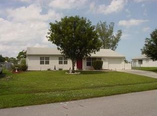 253 SW Kentwood Rd, Port Saint Lucie, FL 34953