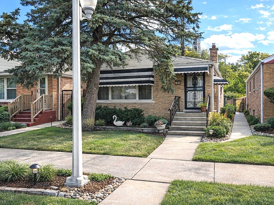 1st image of 2321 W 81st Pl #0