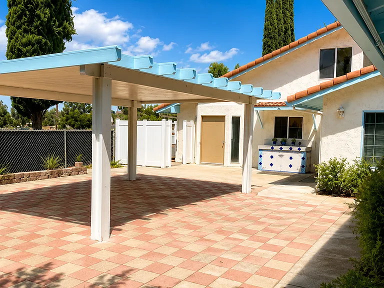 2109 Bernardo Ave — Photo 11