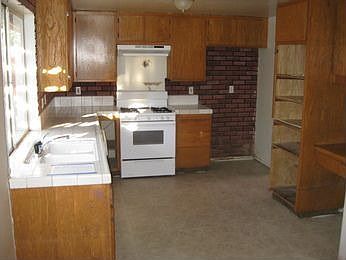 3rd image of 3907 Maryland Ave