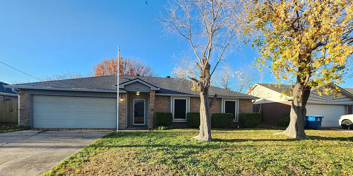Building Photo - 7713 Creek Wood Dr