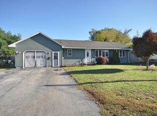 7 Raymond St, Biddeford, ME 04005