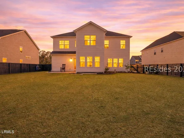 154 Thistle Ln, Beaufort, SC 29907