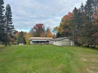6798 Magpie Ln, Republic, MI 49879