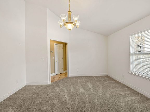 4th image of 2970 Fox Run Ct