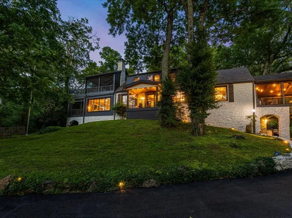 5400 Hillsboro Pike, Nashville, TN 37215