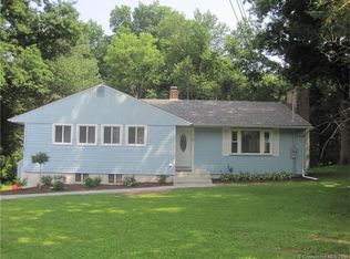 22 Ridgewood Rd, Wallingford, CT 06492