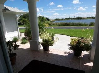 8010 Casa De Meadows Dr, Englewood, FL 34224