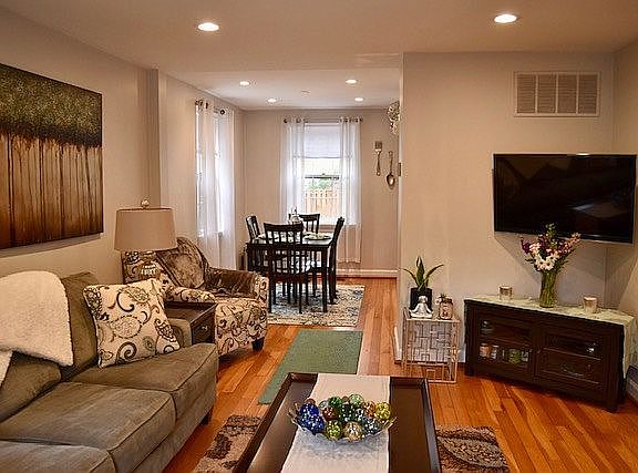 4th image of 4211 35th St S