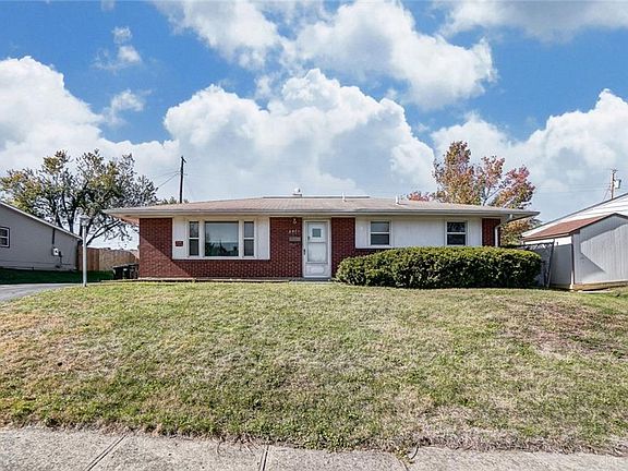 2nd image of 3973 Westmont Pl
