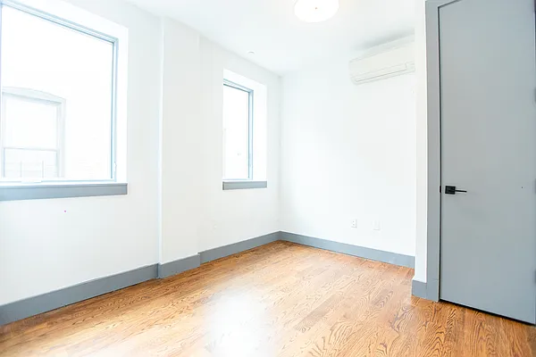 Rented by Hagstrom Management Inc | media 4