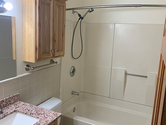 5th image of 52-54 Webster St APT 1