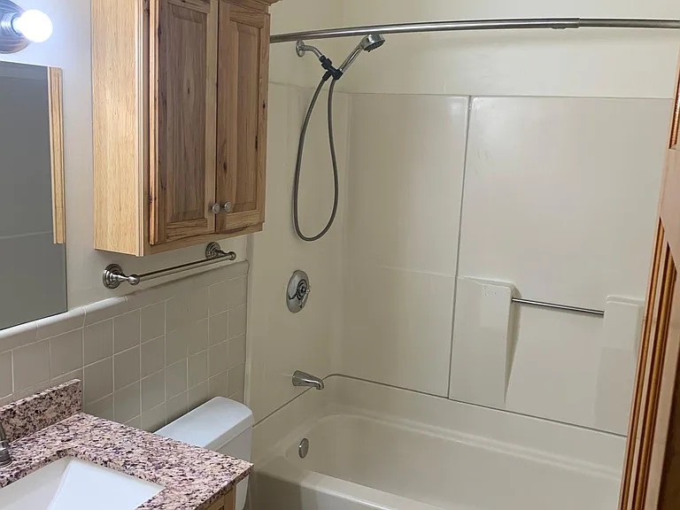 52-54 Webster St #1 — Photo 5