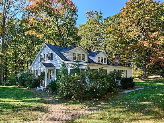 4th image of 68 Coles Meadow Rd