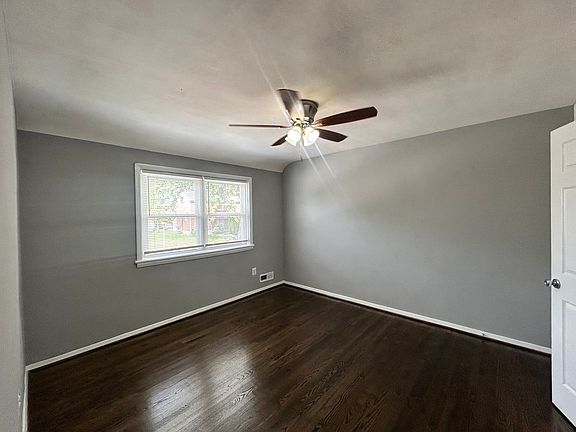 5th image of 5237 Fredcrest Rd