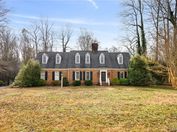 80 Hill Crest Ln, Urbanna, VA 23175