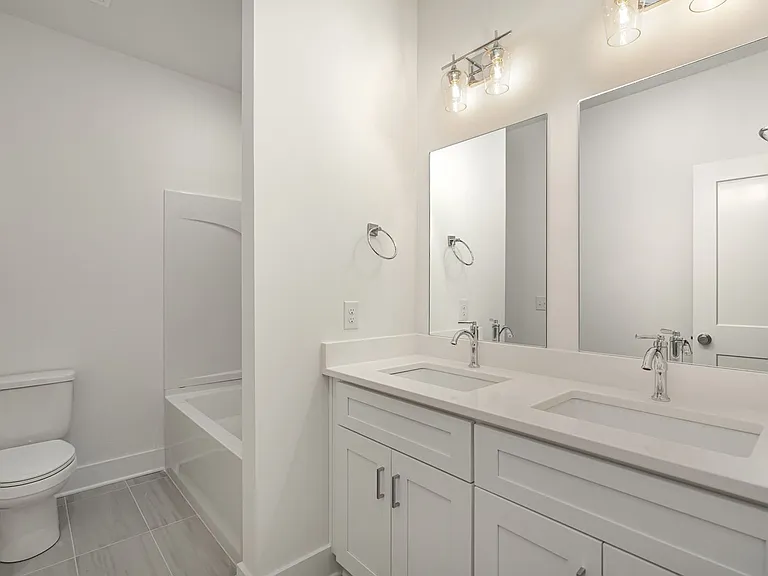 725 Caraway Ln — Photo 14