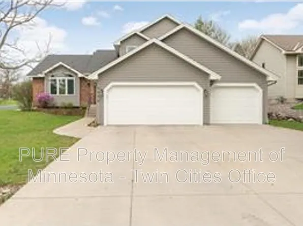 9994 Dunberry Cir, Eden Prairie, MN 55347