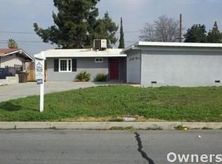 717 Herberts Ln, Colton, CA 92324