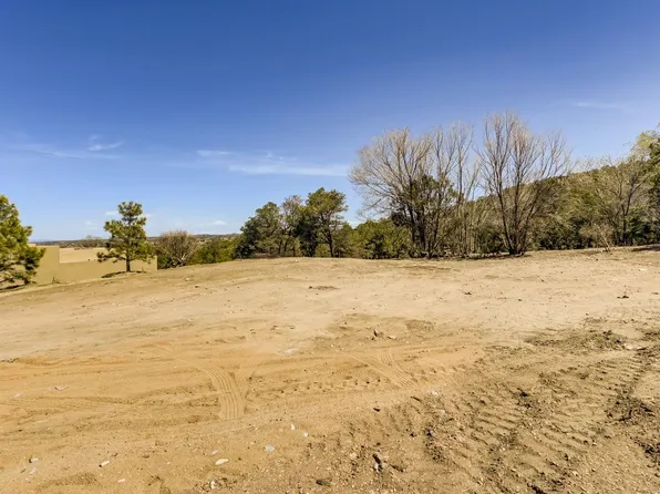 1011 Camino Santander, Santa Fe, NM 87505