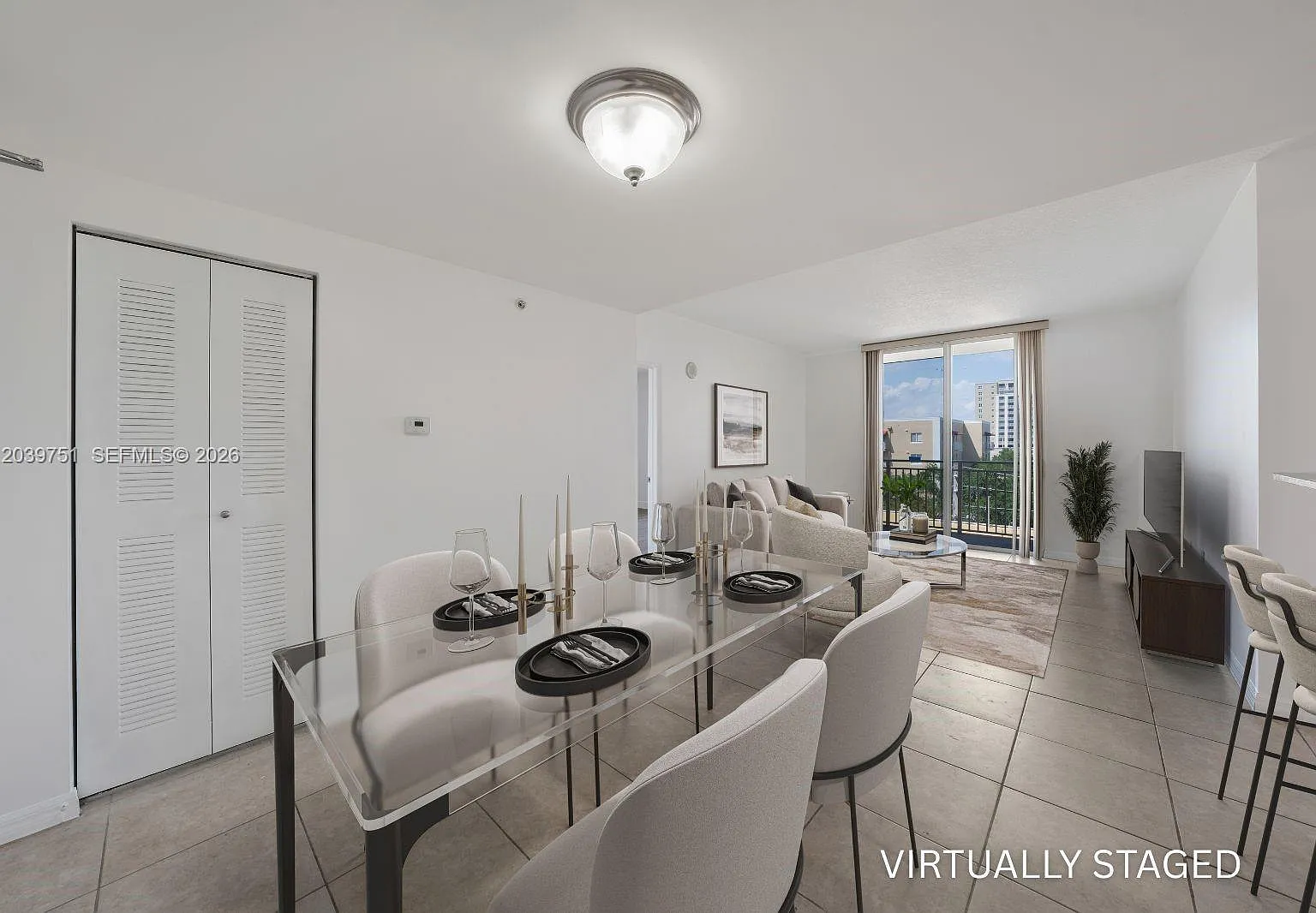 Lejeune Plaza Condo — Photo 3