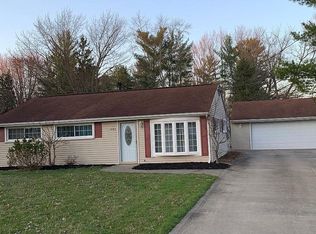 1793 Westwood Dr, Twinsburg, OH 44087