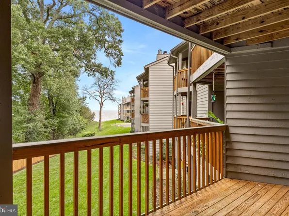 2010 Quay Village Ct APT 101, Annapolis, MD 21403