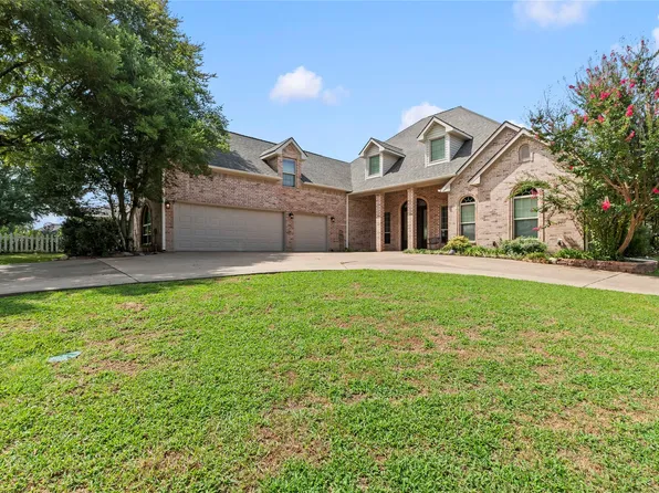 10776 Legg Dr, Kemp, TX 75143