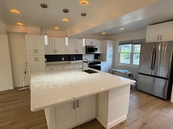 2 Alice Ct, Stafford, VA 22556