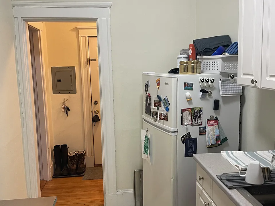 47 Inman St #42