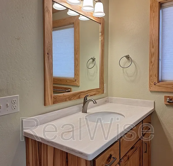 1711 Apache Dr — Photo 21