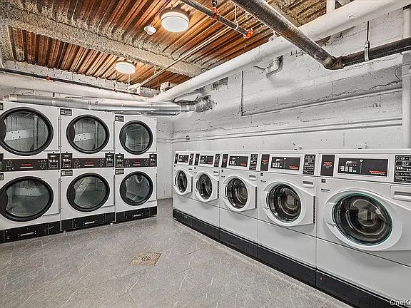 3rd image of 671 Bronx River Rd #10Z