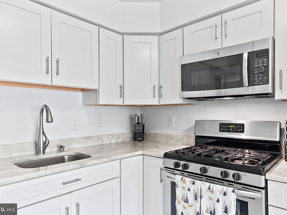 336 7th Ave, Folsom, PA 19033 Zillow