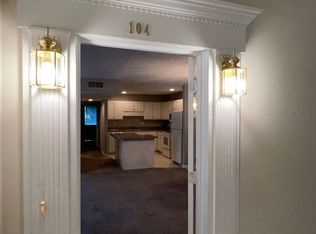 4204 Browns Ln #104, Louisville, KY 40220