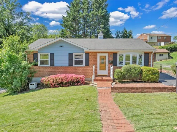 605 Timberidge Rd, Vinton, VA 24179