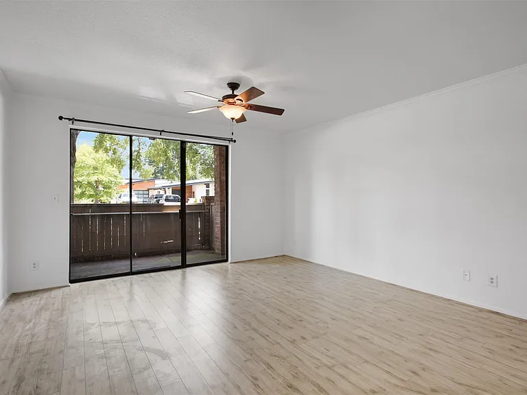 2475 Underwood St #180 — Photo 16