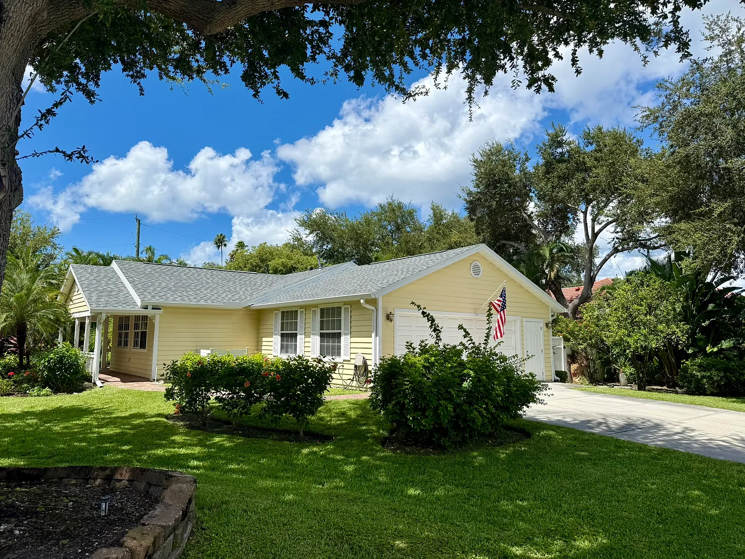 3 bed, 1760 sqft, $7,300 — Photo 3