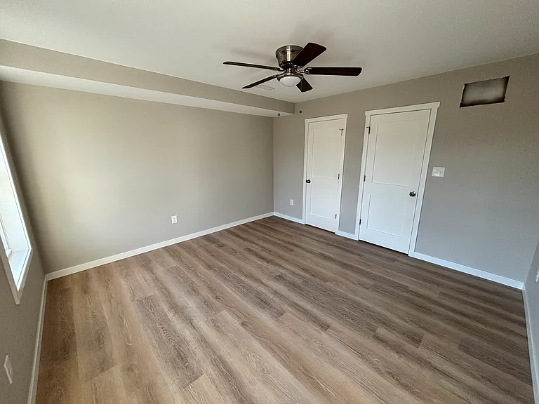 203 Powell St — Photo 9