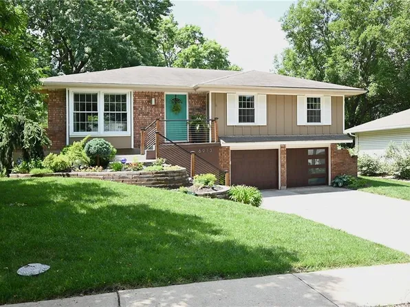 6913 NW 79th St, Kansas City, MO 64152