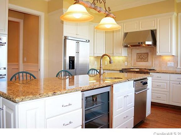 2nd image of 17146 Freshwater Ln