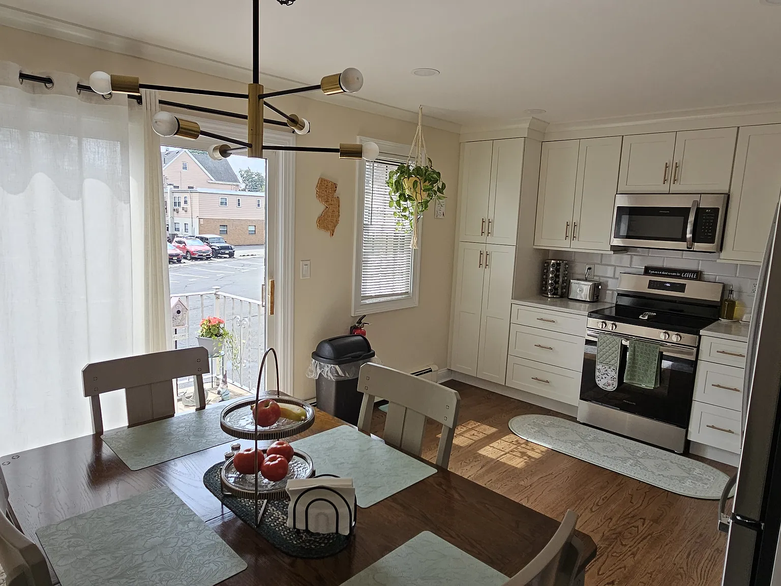 2 bed, 1150 sqft, $2,950 — Photo 4