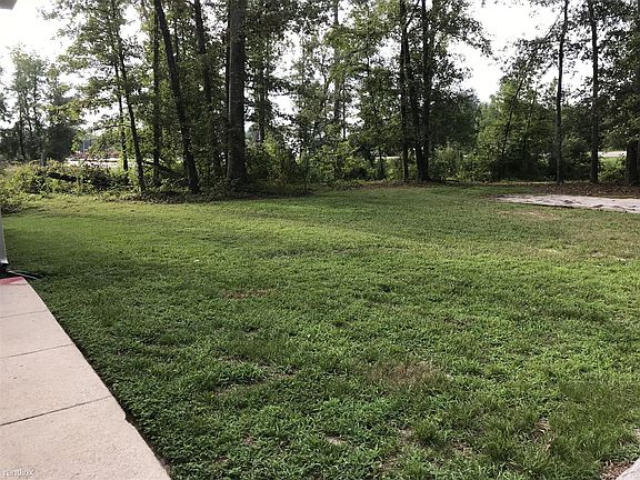 Large wooded lot