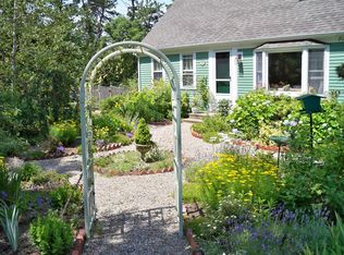 1685 Bridge Rd, Eastham, MA 02642