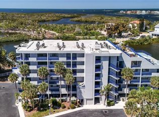 4823 Ebbtide Ln APT 302, Port Richey, FL 34668