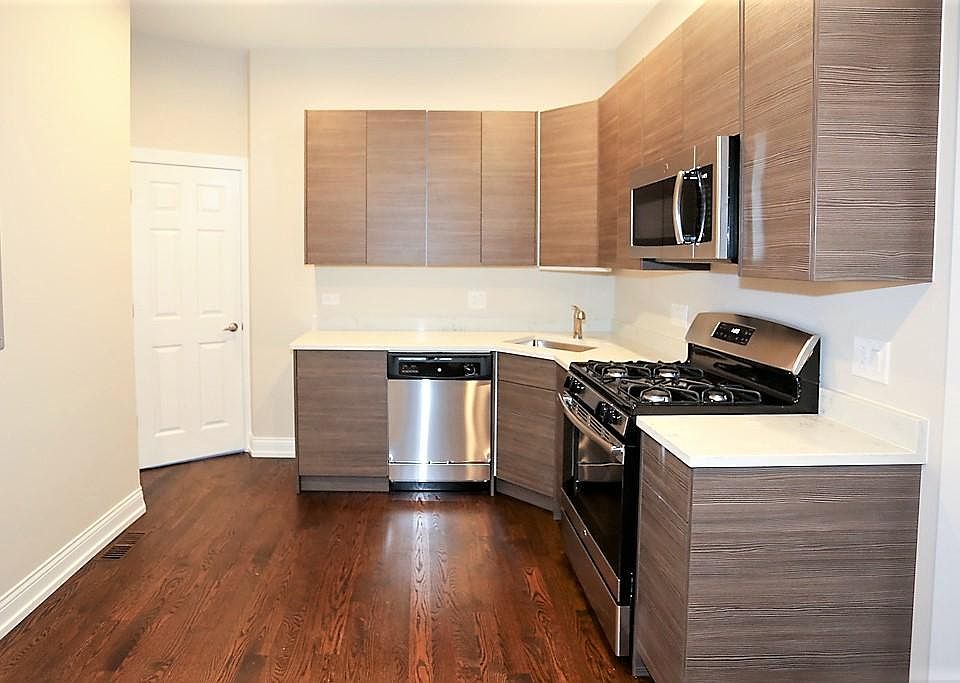 1st image of 2941 W Diversey Ave #1E