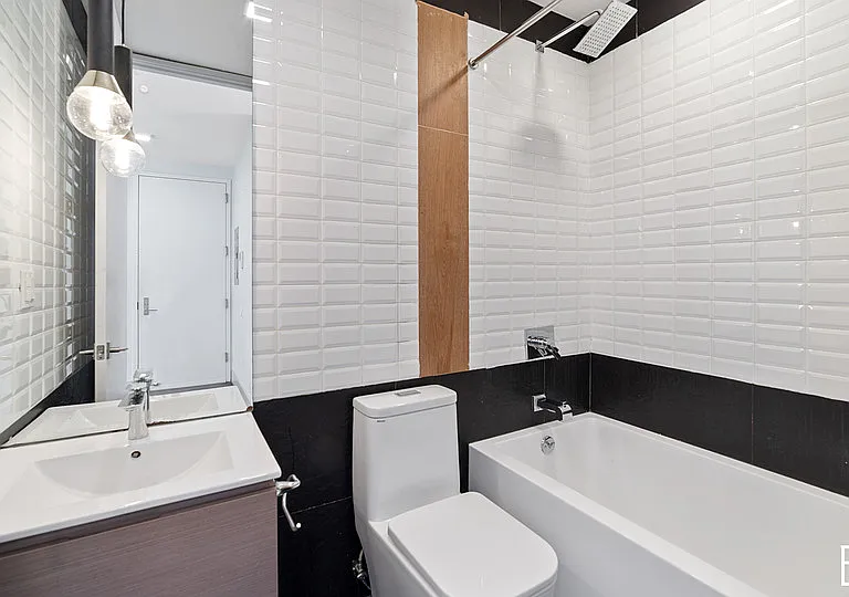 311 Woodbine St #2A — Photo 10