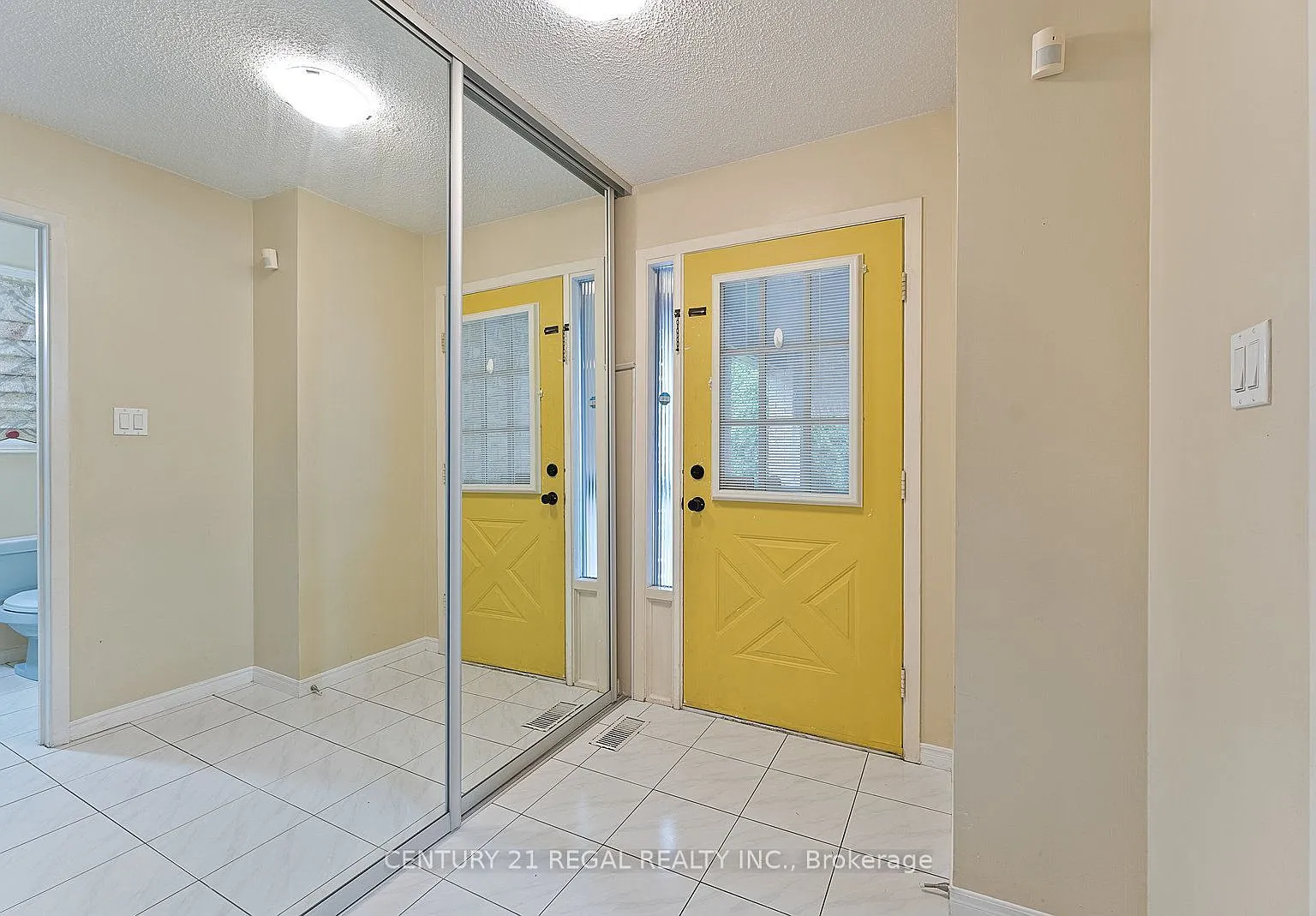4 bed, $3,500 — Photo 4