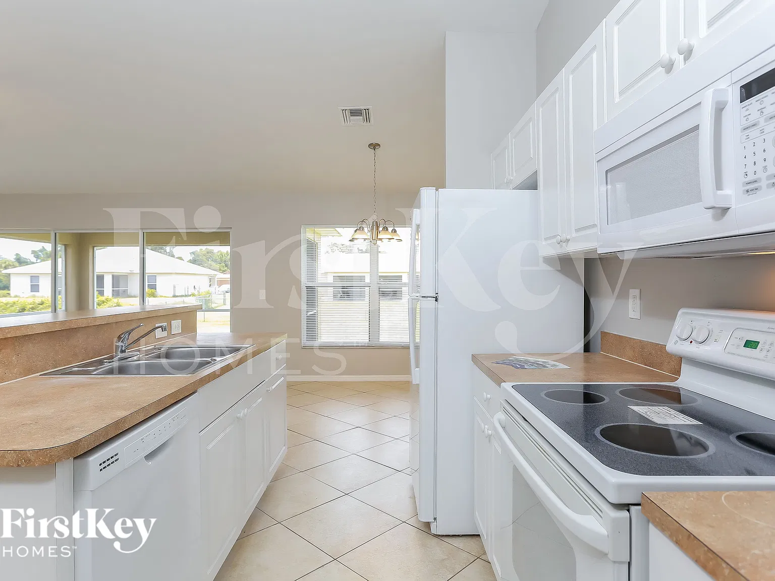 3 bed, 2.0 bath, 1472 sqft, $1,520 — Photo 4